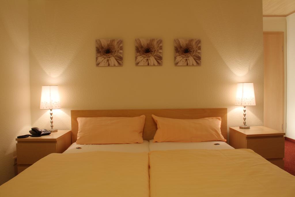 Insul Landhotel Ewerts מראה חיצוני תמונה